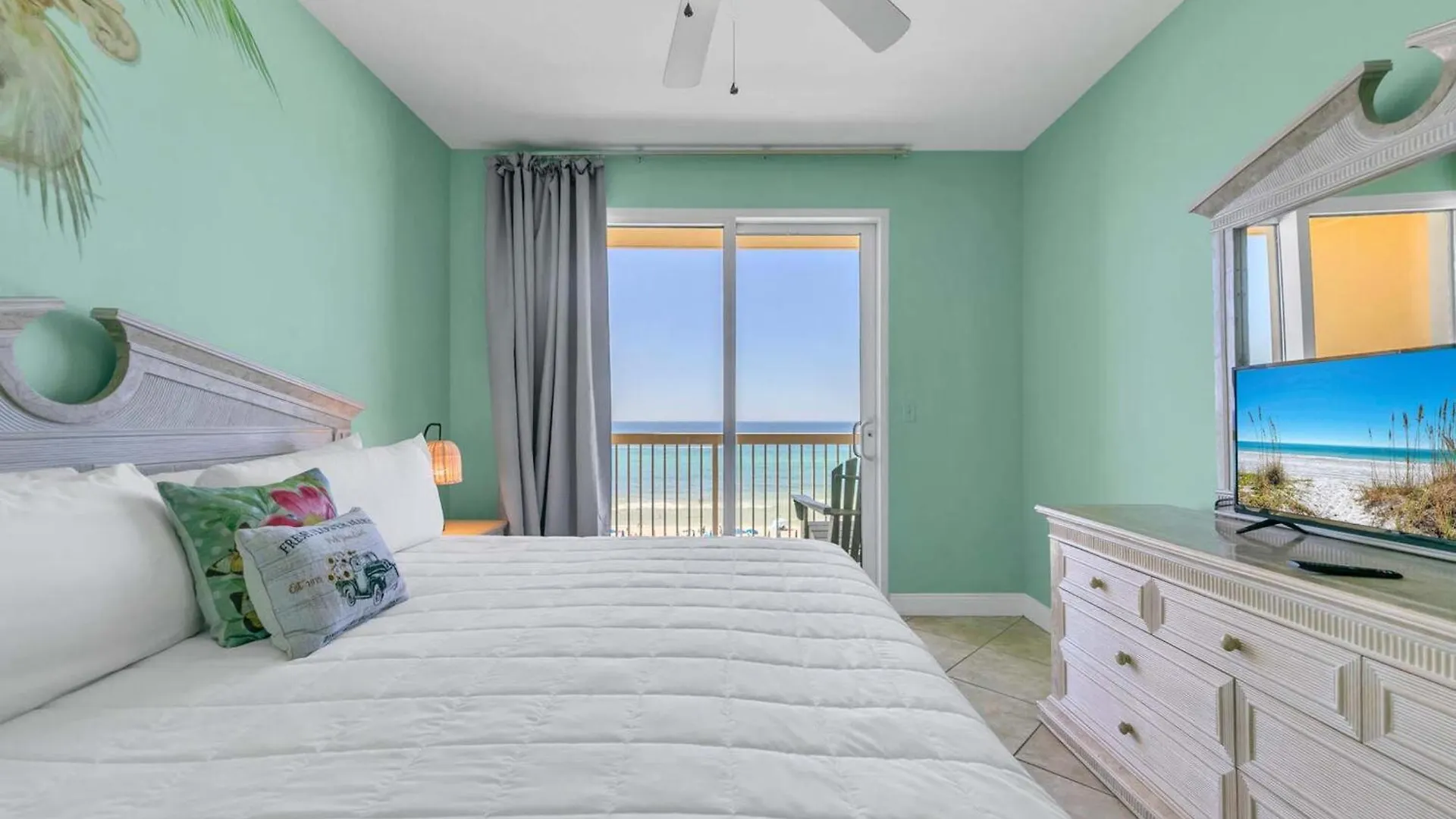 Calypso 2-504 West Aparthotel Panama City Beach