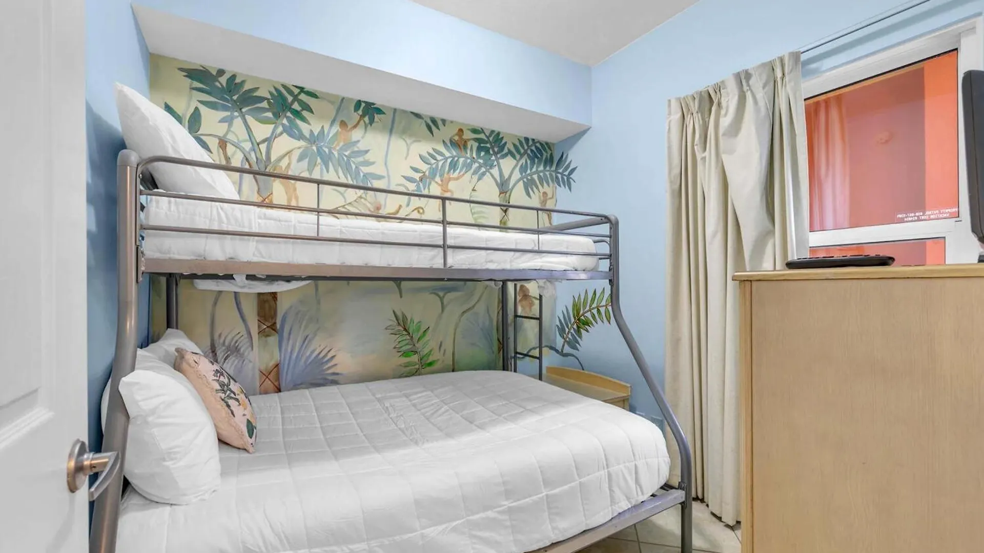 Calypso 2-504 West Aparthotel Panama City Beach